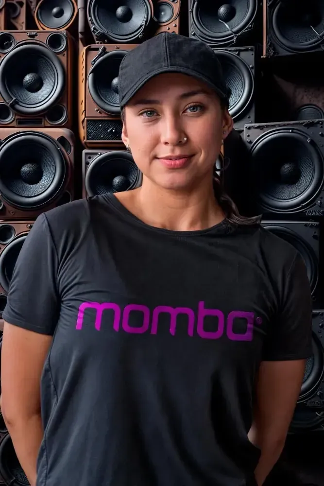 Alejandra Pinilla, entrenadora de baile Momba